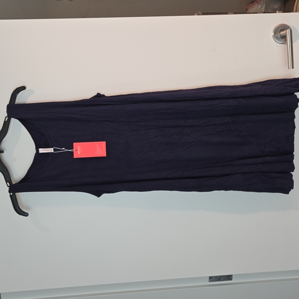 WEACZZY Sleeveless Swing Dress Black Scoop Neck 3XL. Pockets